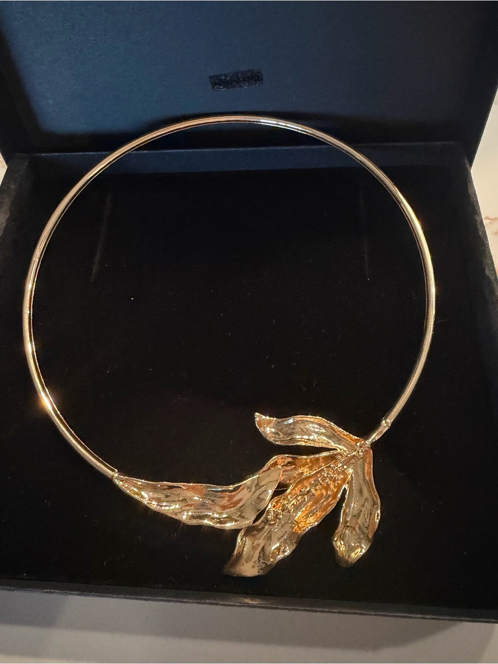 Gold Floral Sculpted Collar Necklace - Women Jewelry